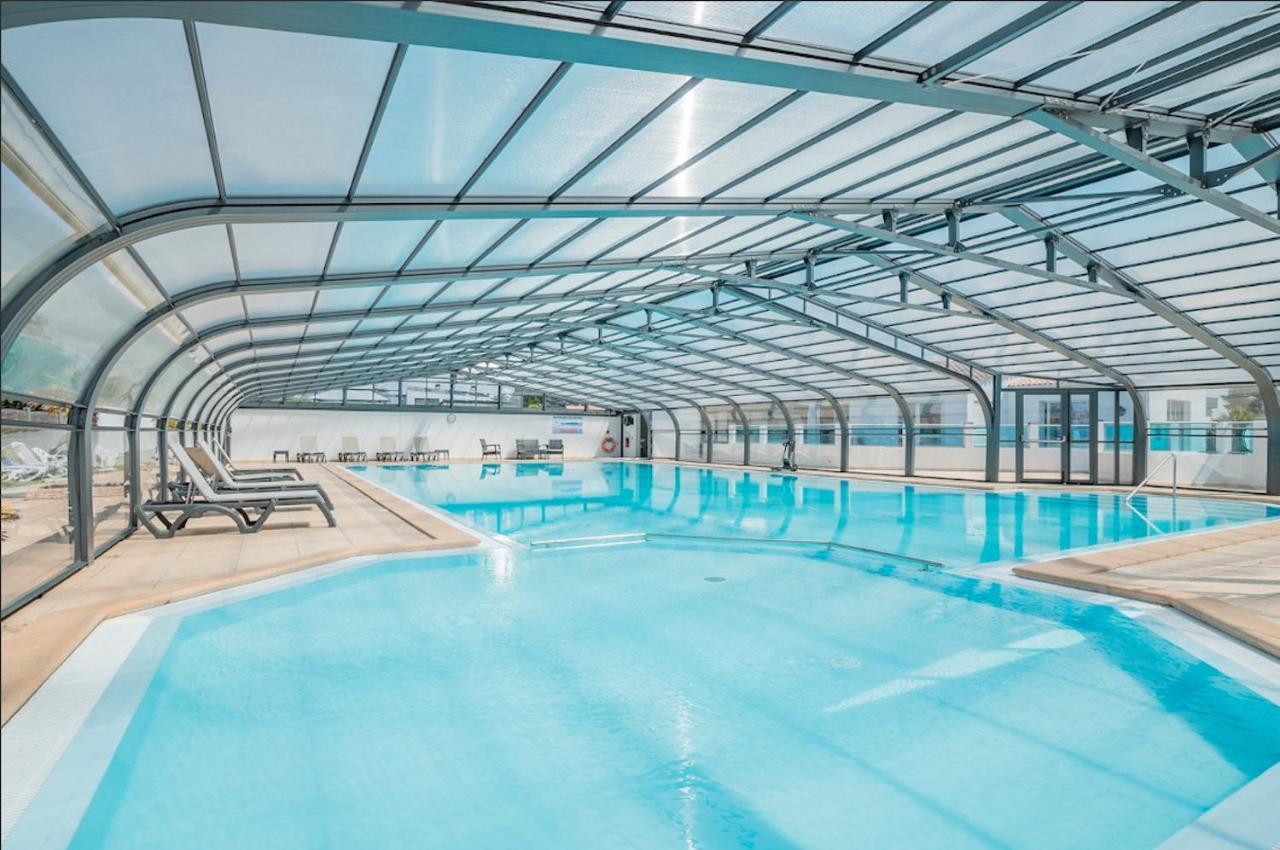 Beau Chalet Pour 4 Pers - Acces Piscine Chauffee Brétignolles-sur-Mer Dış mekan fotoğraf